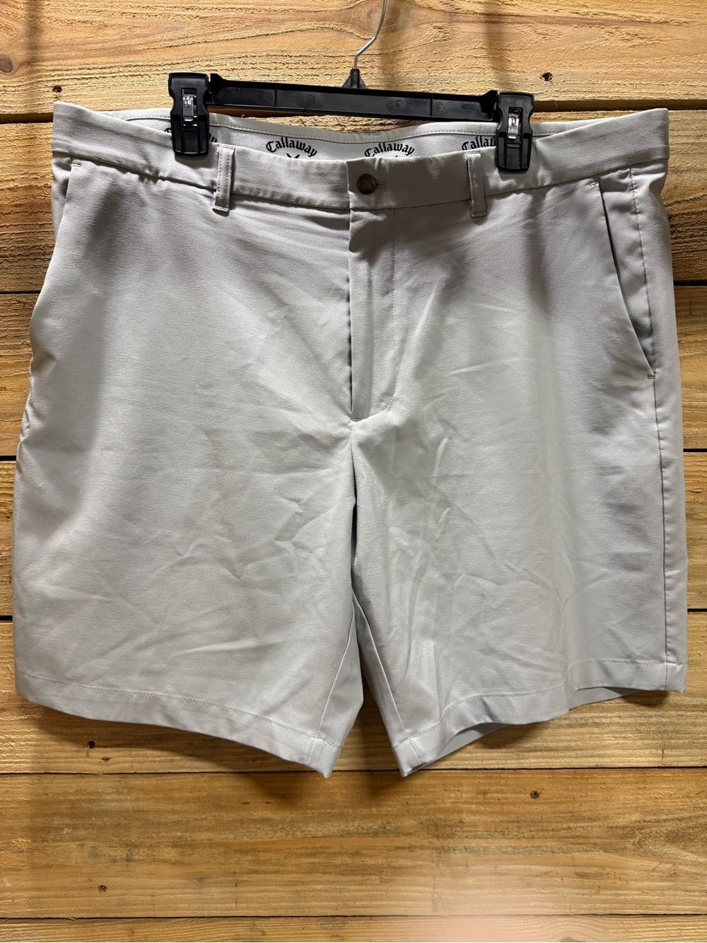 Callaway Men's Light Gray Flat Front Performance Golf Shorts
